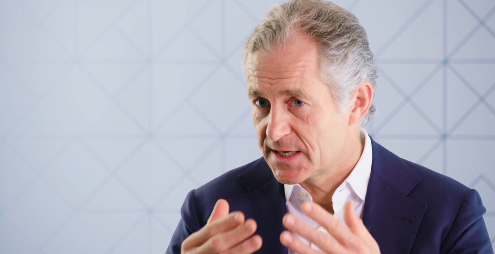 Still from video where Oliver Gardey from ICG Enterprise Trust explains what a secondary investment is